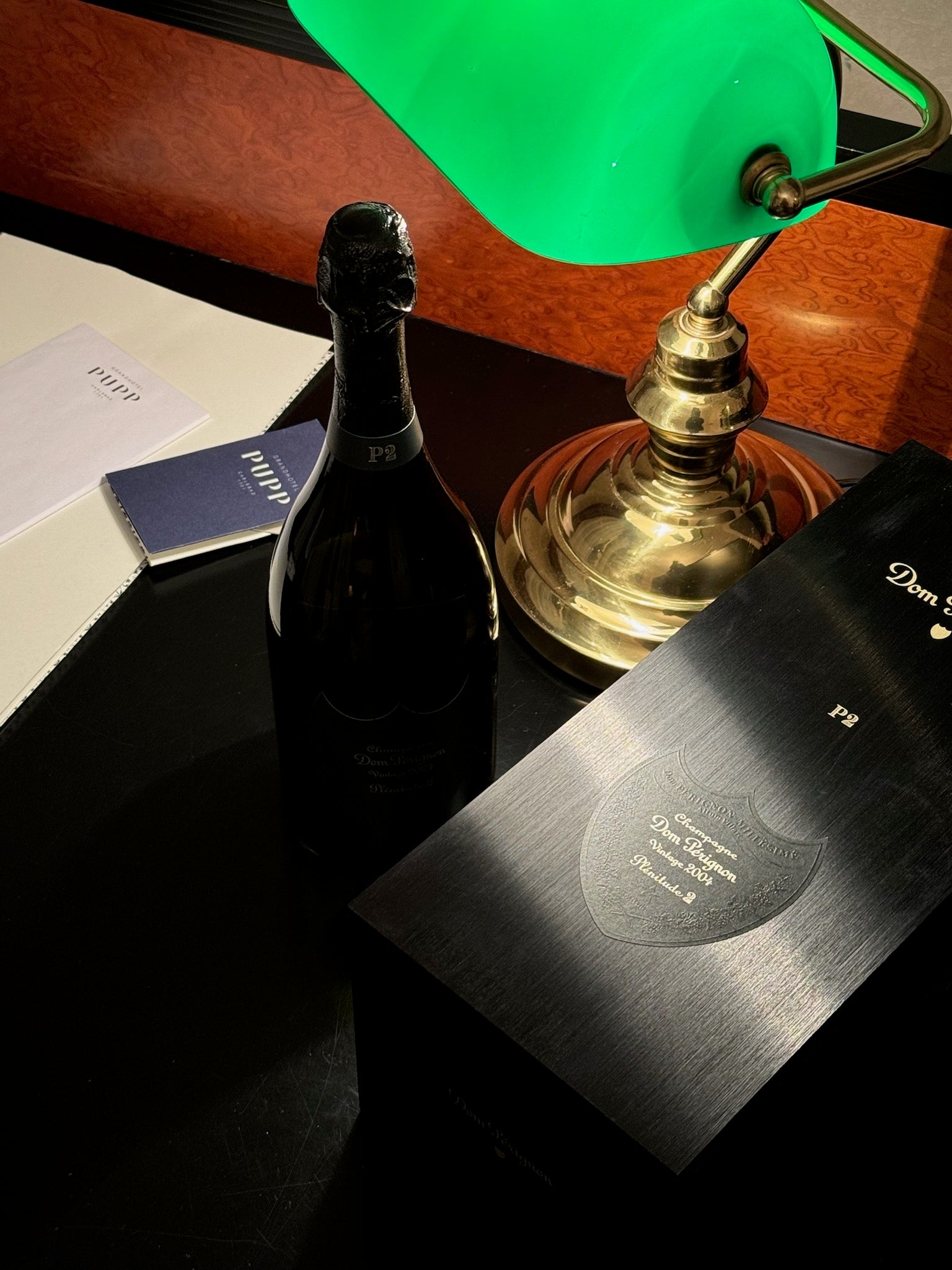 DOM PÉRIGNON P2 BRUT BLANC VINTAGE 2004 PLÉNITUDE 2 75 cL GIFT BOX, GIFT BAG