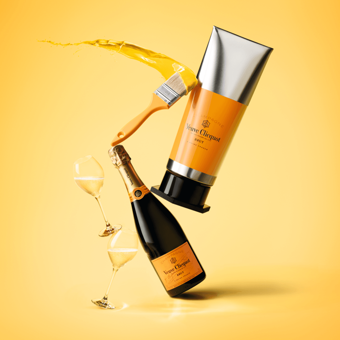 Champagne Veuve Clicquot - Vintage Rosé 2004 - Bouteille 75CL - Coffret Champagne Veuve Clicquot - Vintage Rosé 2004 - Bouteille 75CL - Coffret