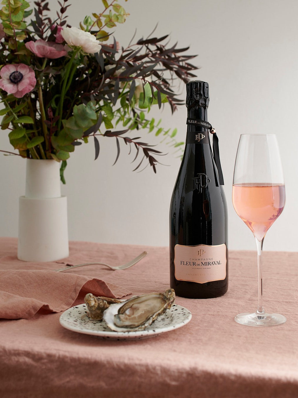 CHAMPAGNE FLEUR DE MIRAVAL EXCLUSIVEMENT ROSÉ ER1 I. 75 cL GIFT BOX