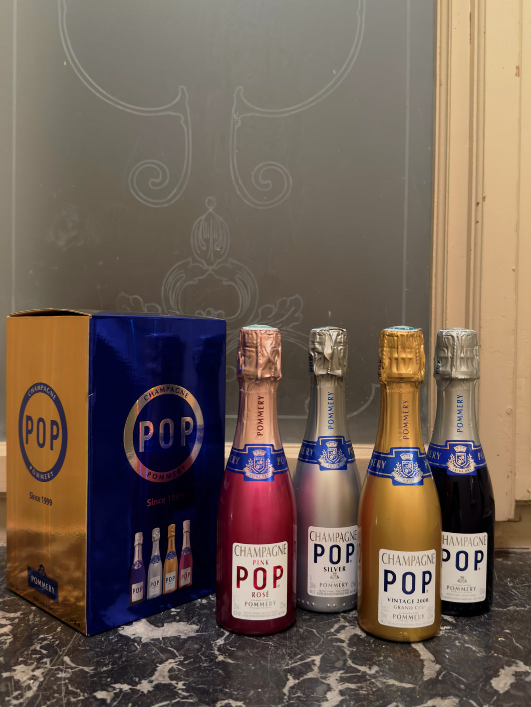 CHAMPAGNE POMMERY POP SINCE 1999 4 x 20 cL GIFT BOX, GIFT BAG