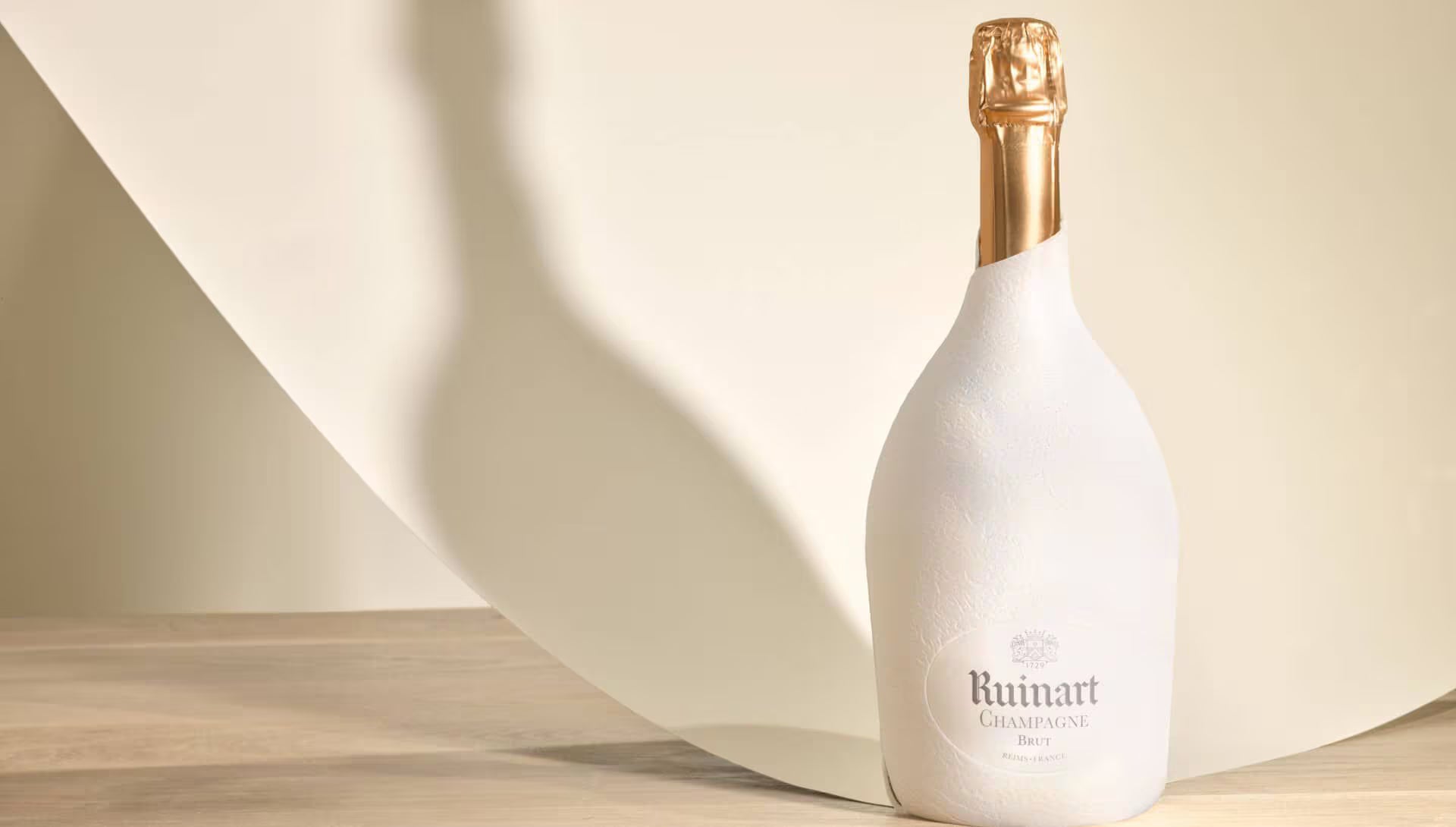 R de Ruinart Brut Second Skin 75 cL gift bag