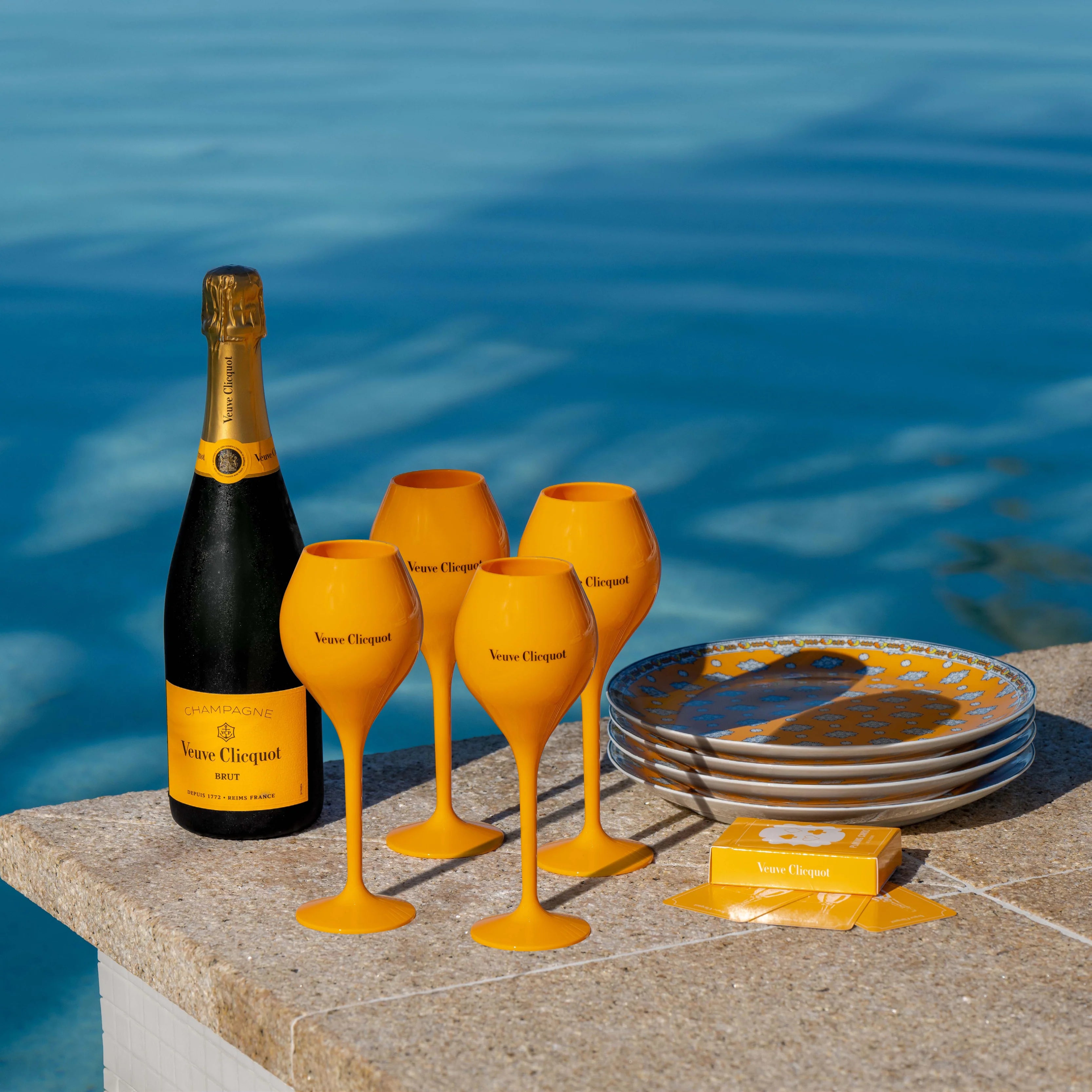 Veuve Clicquot Flute Plastique Jaune