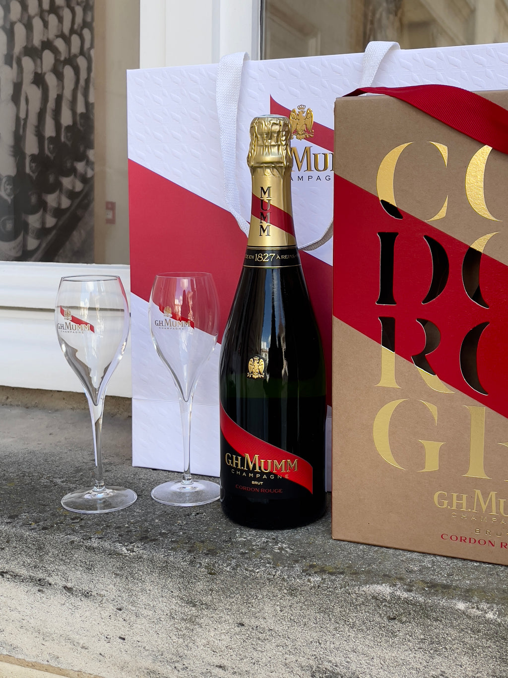 G.H.MUMM CORDON ROUGE BRUT COFFRET 75 cL SET SE DVĚMI SKLENIČKAMI, GIFT BAG