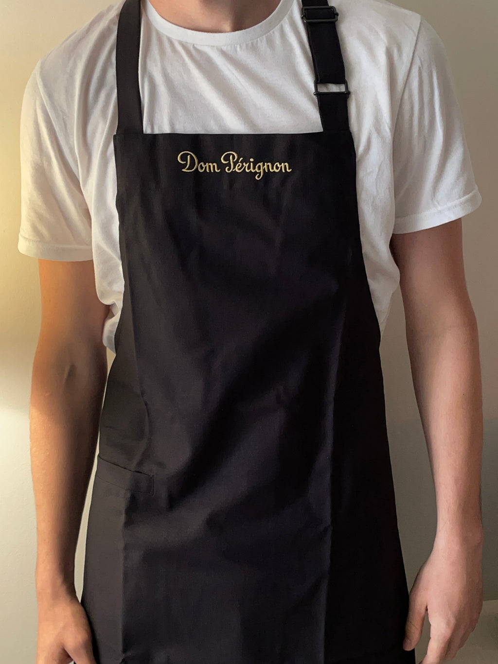 DOM PÉRIGNON TABLIER –⁠ ZÁSTĚRA