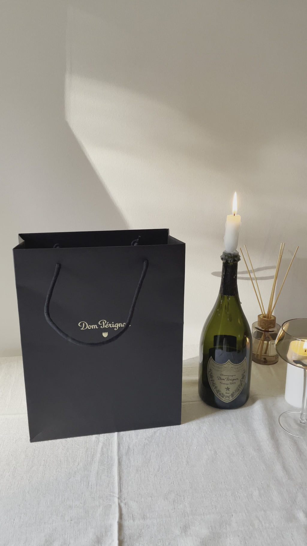 DOM PÉRIGNON TABLIER –⁠ ZÁSTĚRA