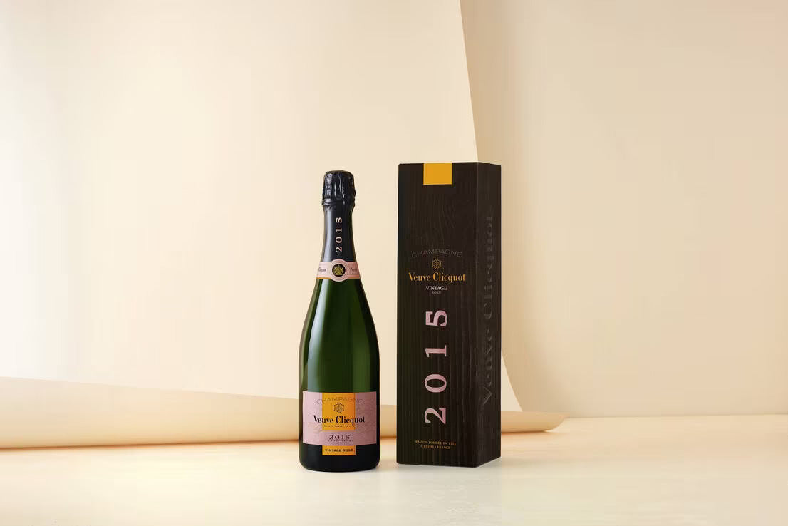 VEUVE CLICQUOT VINTAGE ROSÉ 2015 75 cL GIFT BOX, GIFT BAG