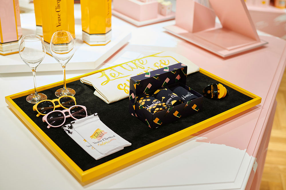 VEUVE CLICQUOT X HAPPY SOCKS